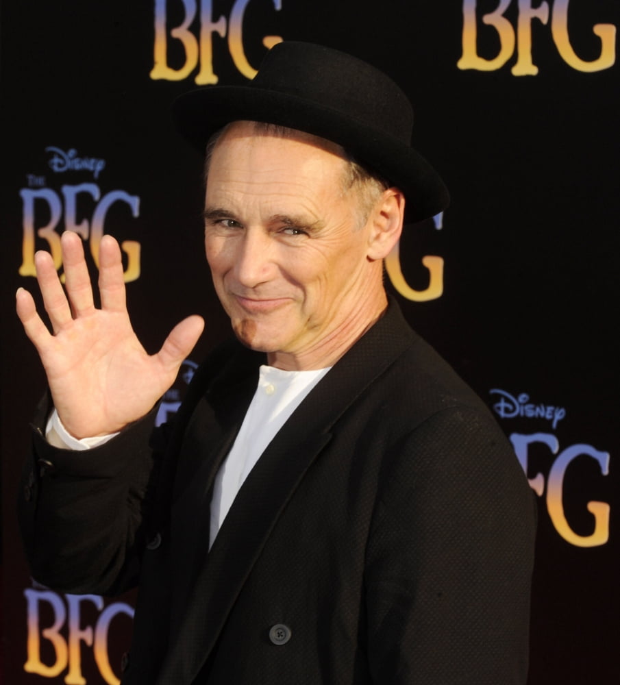 Mark Rylance At Arrivals For The Bfg (Big Friendly Giant) Premiere Canvas Art - (16 x 20)