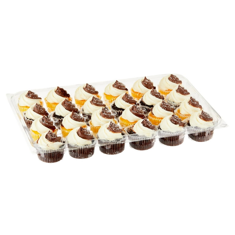 Chocolate Mini Cakes - Celebrating Sweets