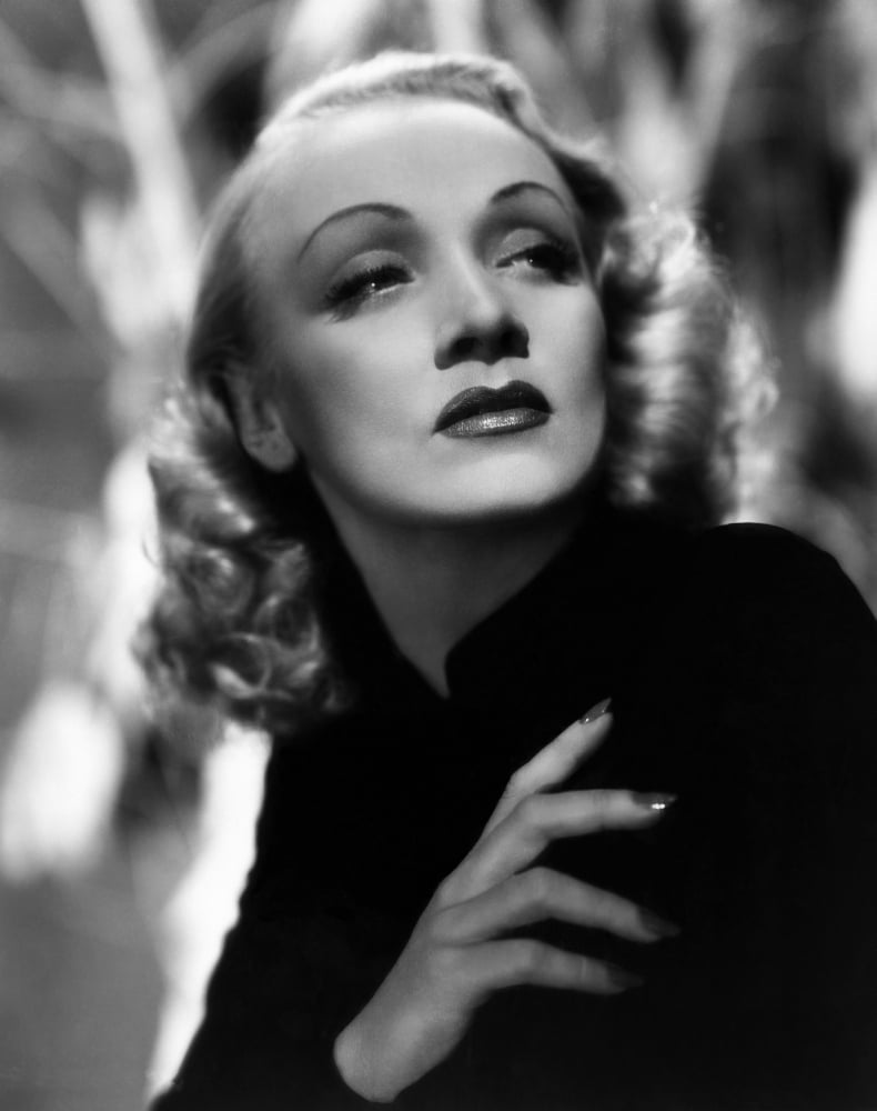 Marlene Dietrich Canvas Art - (16 x 20)