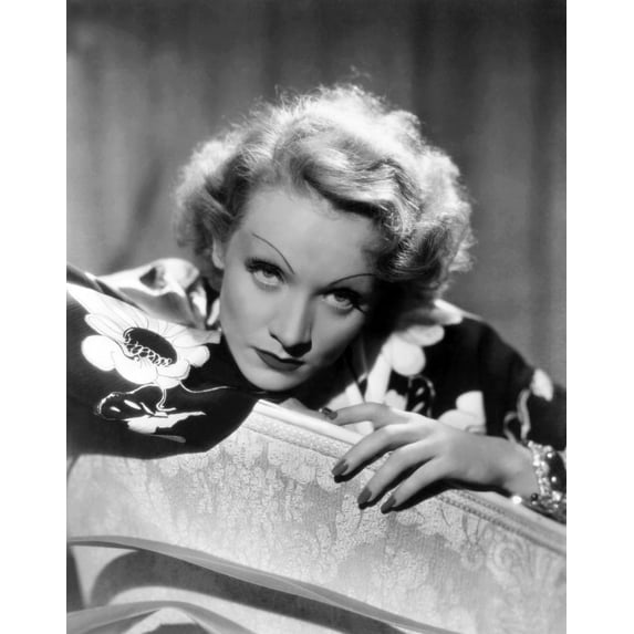 Marlene Dietrich Portrait (8 x 10)