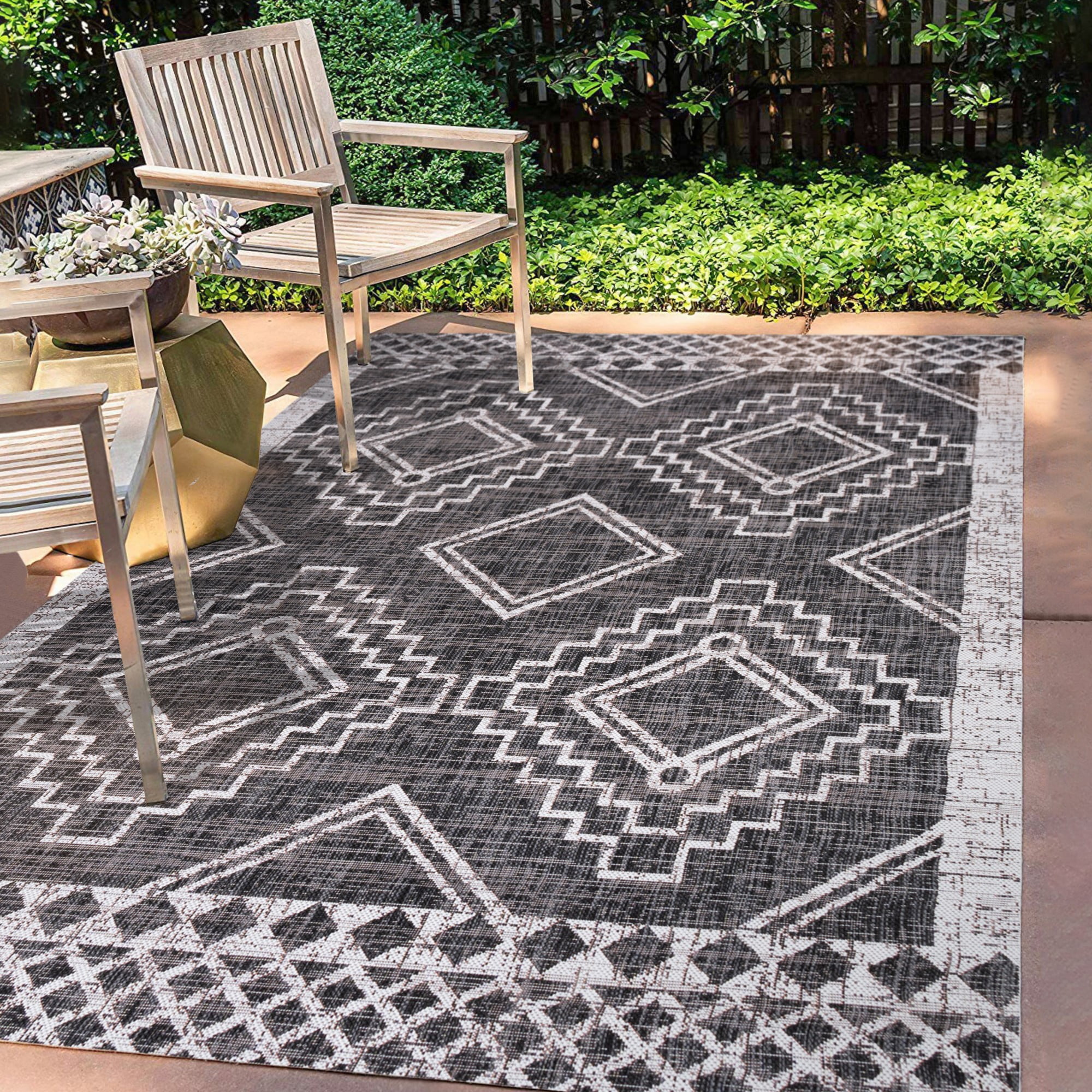 Marokko Black and Ivory Geometric Indoor/Outdoor Rug