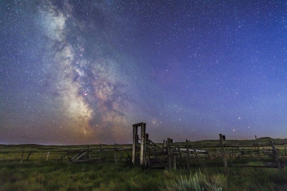 Mars Saturn & Milky Way over ranch corral Canvas Art - Alan DyerStocktrek Images (17 x 12)