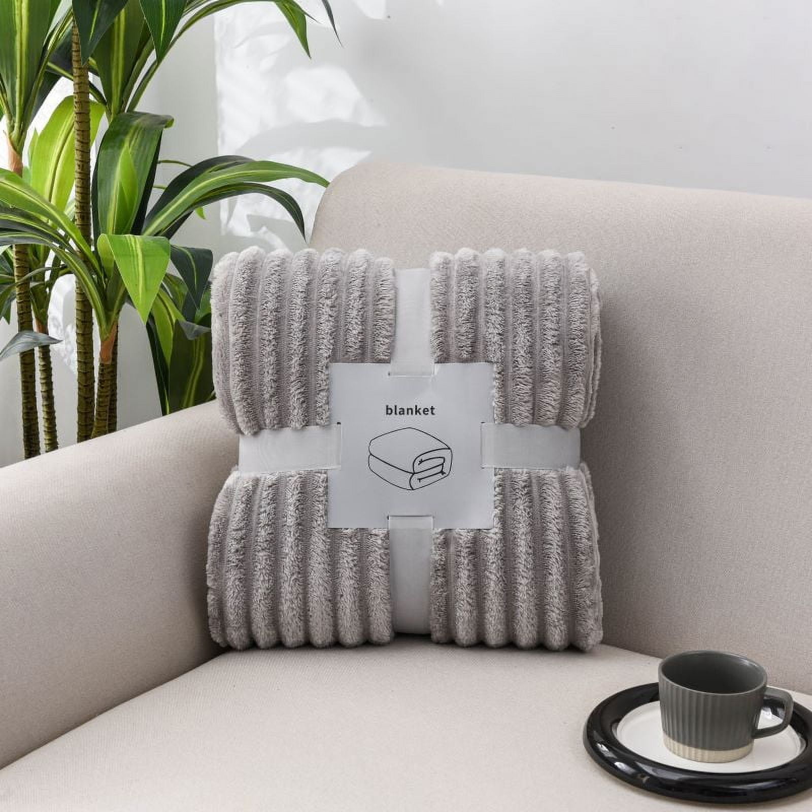Marshmallow-Cloud-Fleece-Throw