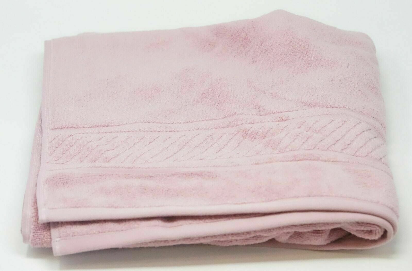 Martha Stewart 100% Cotton Geometric Jacquard Border Bath Towel - Blush, Size: 30 x 54