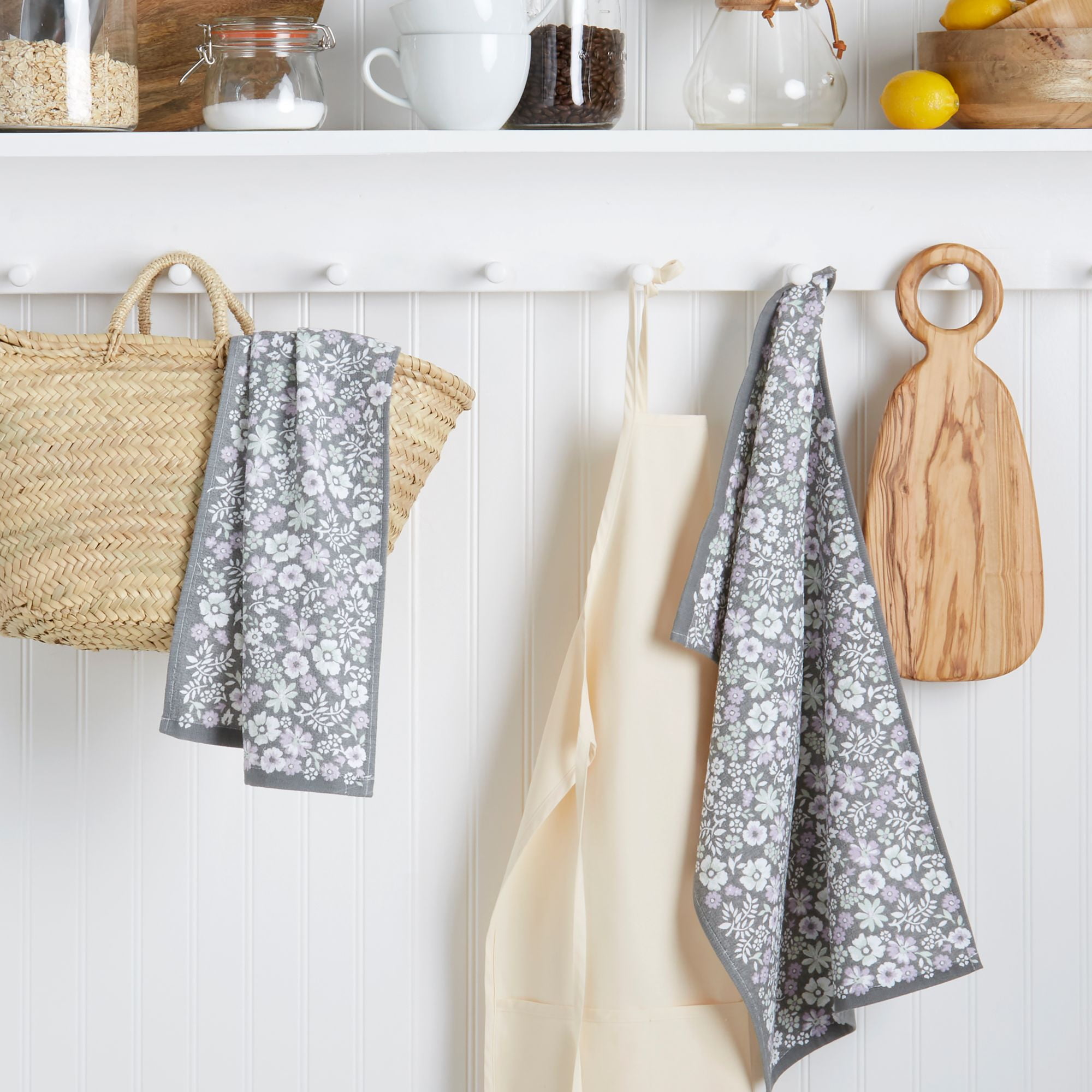 Free Hanging Kitchen Towels Pattern – Mary Maxim