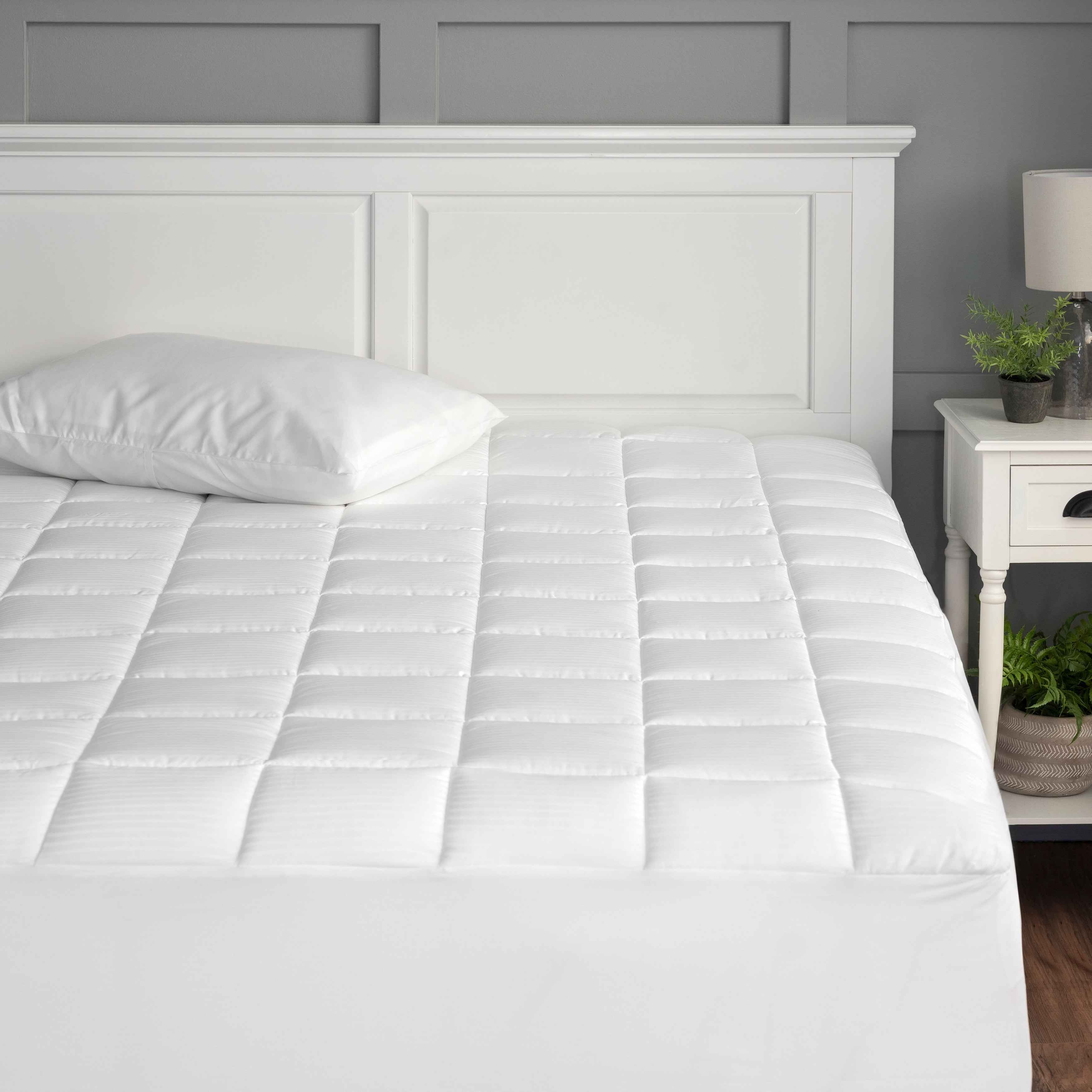 Martha Stewart  Egyptian Cotton Mattress Pad Full