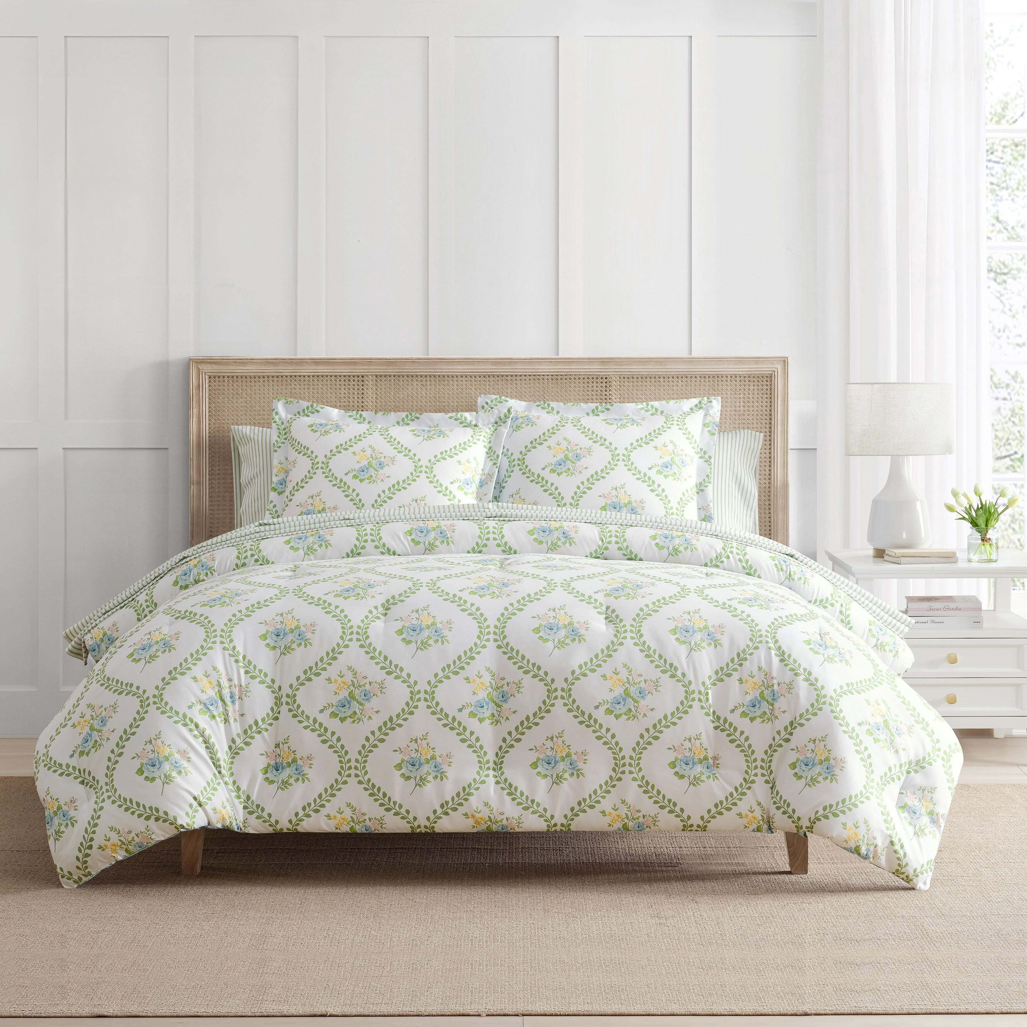 Martha Stewart Everyday Boho Floral Dot 7-Piece  Microfiber Full Comforter Set