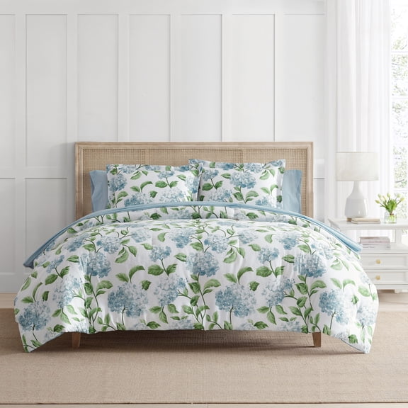 Martha Stewart Everyday Harper Hydrangea Gingham 7-Piece Microfiber King Comforter Set