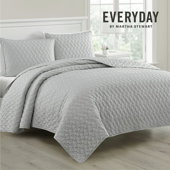 Martha Stewart Everyday Ultra Soft Brushed 100% Premium Microfiber 3 Piece Full/Queen Quilt Set, 1 Quilt 90" x 90" with 2 Pillow Shams, Lightweight & Durable Bedding, Coverlet For All Season, Gray