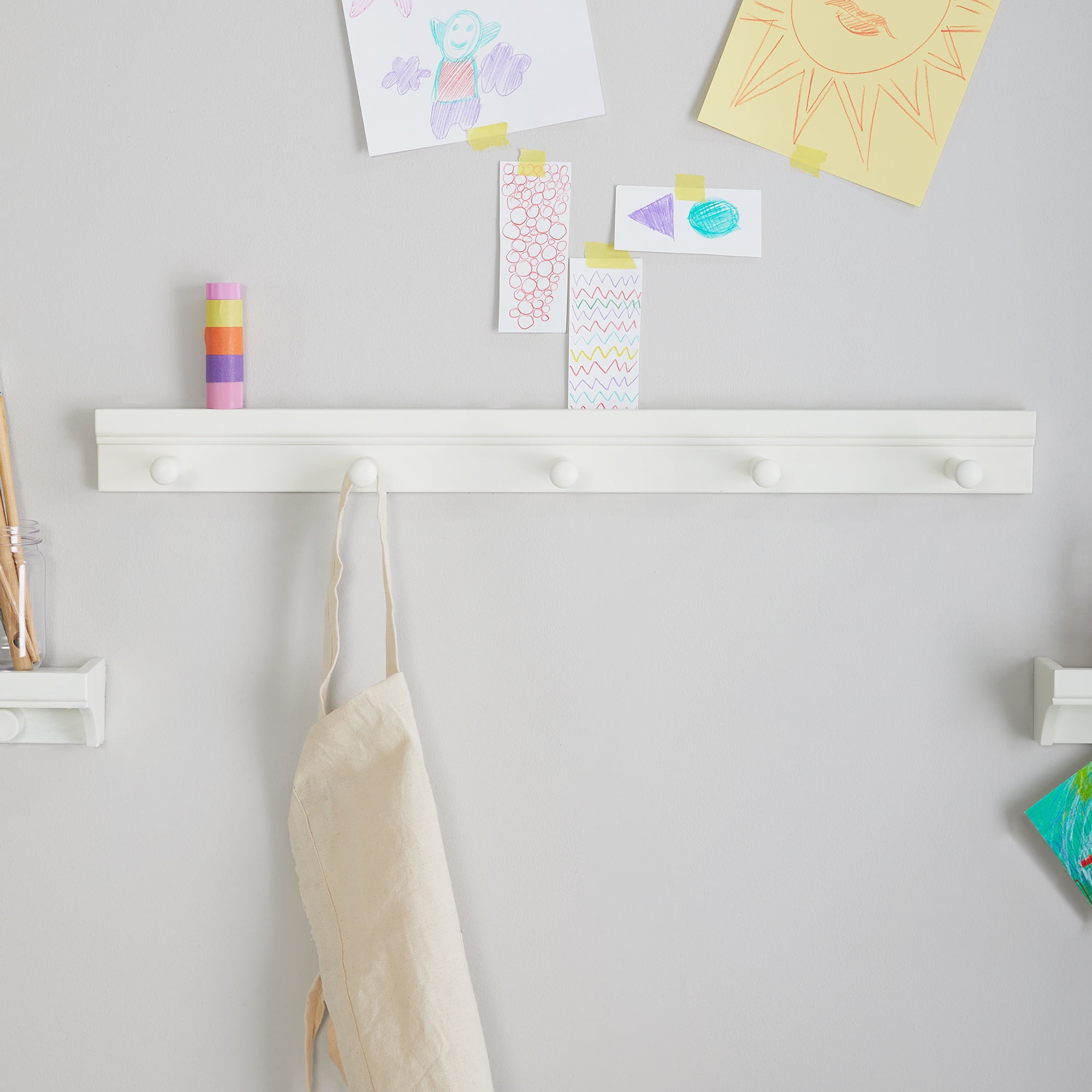 Creamy White Wooden Kids' Peg Bar with 5 Sturdy Pegs