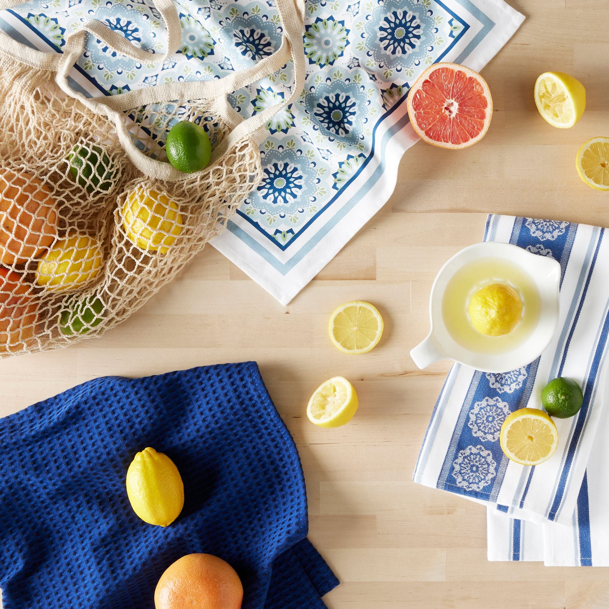 Martha Stewart Lots of Lemons Kitchen Towel Cotton Kitchen Towel Set,  Multicolor, 3 Piece 