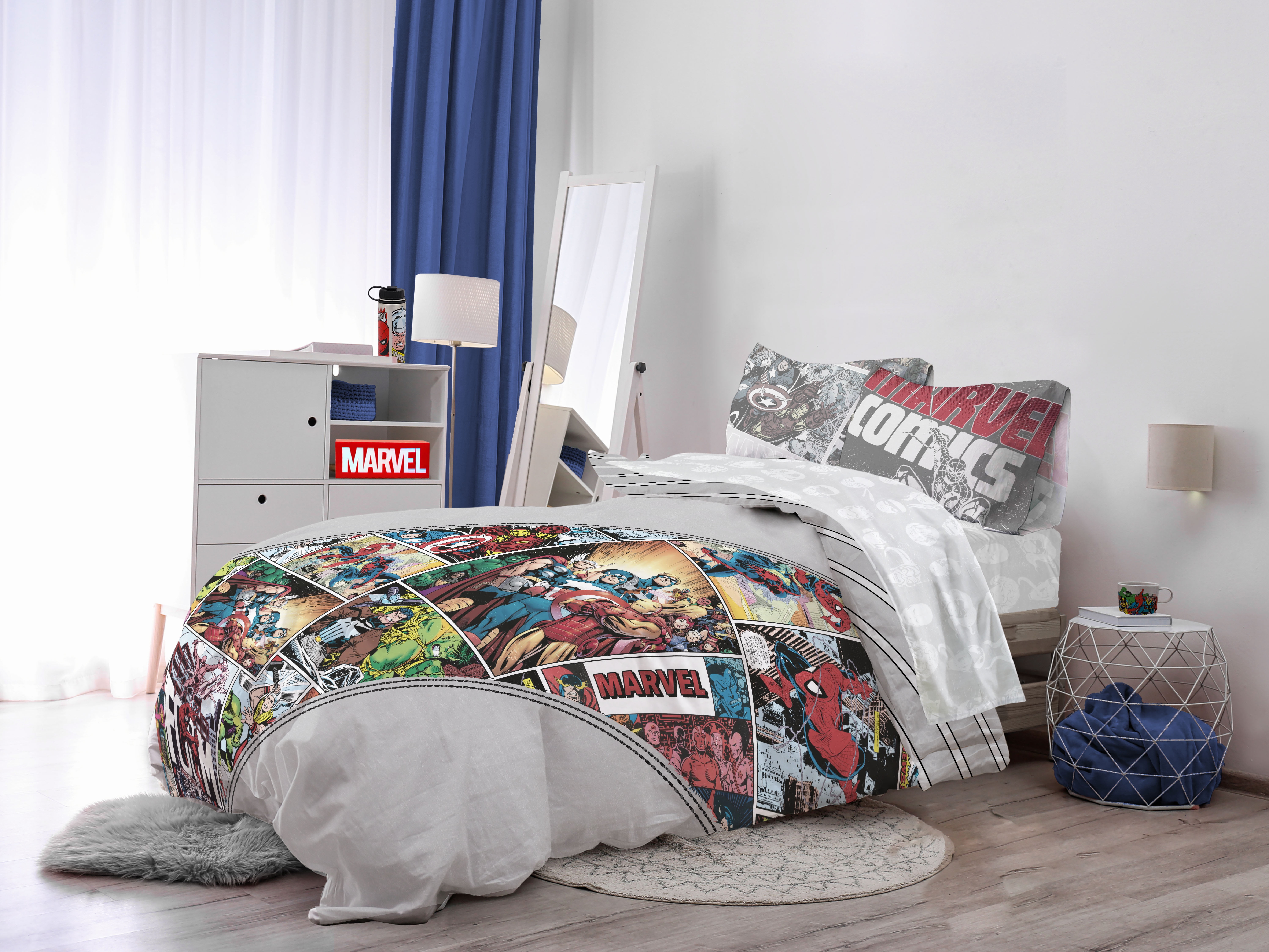Marvel Comics Marvel 80th F/Q Comforter & Sham