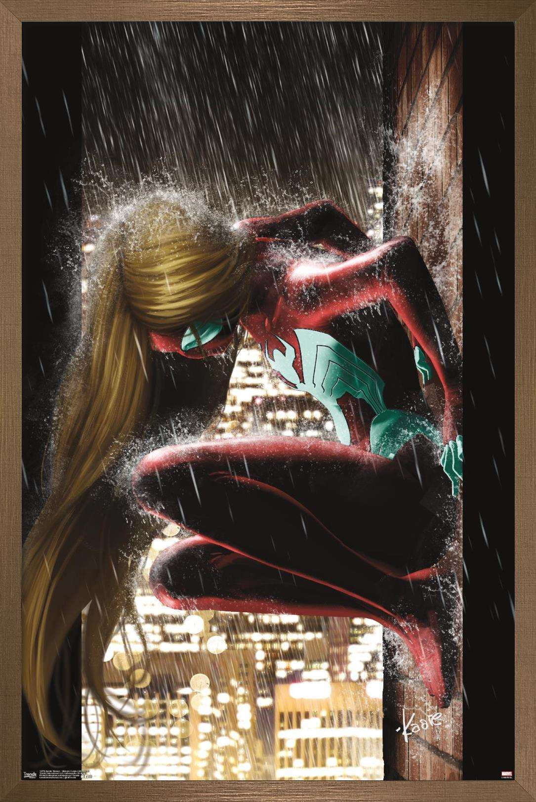 Marvel Comics - Spider-Woman - Ultimates Cover #5 Wall Poster, 22.375" x 34", Framed