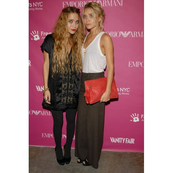 Mary-Kate Olsen Ashley Olsen At Arrivals For The 7Th Annual Free Arts Nyc Art