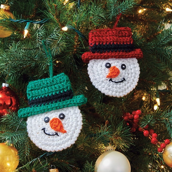 Mary Maxim Frosty Fellows Crochet Ornament Kit Yarn