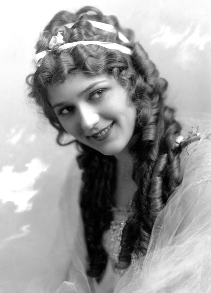 Mary Pickford Canvas Art - (16 x 20)