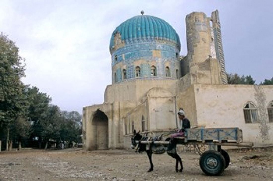 Masjid Sabz the Green Mosque in Balkh Afghanistan Canvas Art - Kenneth Garrett DanitaDelimont (36 x 24)