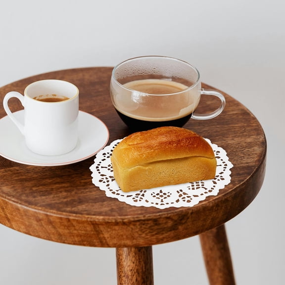 KALLORY 140Pcs Round Paper Lace Placemats White for Tableware Decoration and Party Use