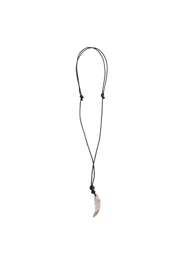 Acrylic Tooth Pendant Necklace Faux Tooth Jewelry Vintage Tooth Necklace Decorative Necklace for Women and Men Unique Necklace
