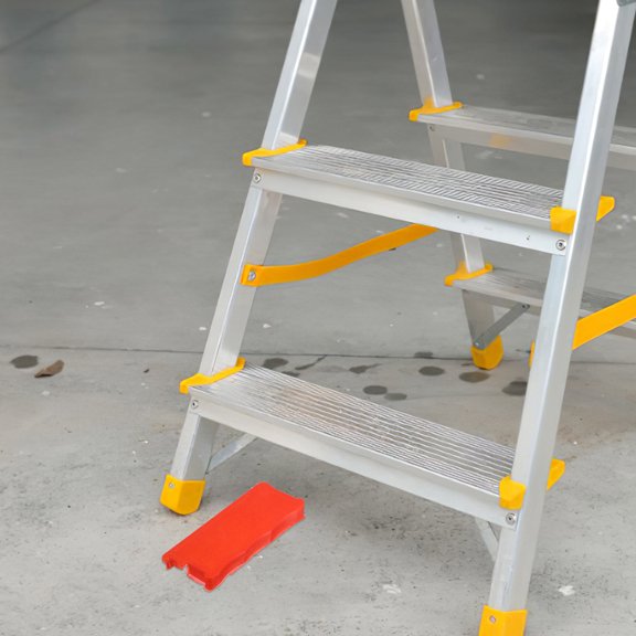 Masteelf Ladder Safety Accessories Nonslip Plastic Feet Pads and Protective Caps for Extension Ladders, Enhanced Stability and Grip