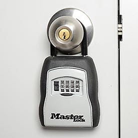 Master Lock 5400D Portable Lock Box with Combination - Walmart.com