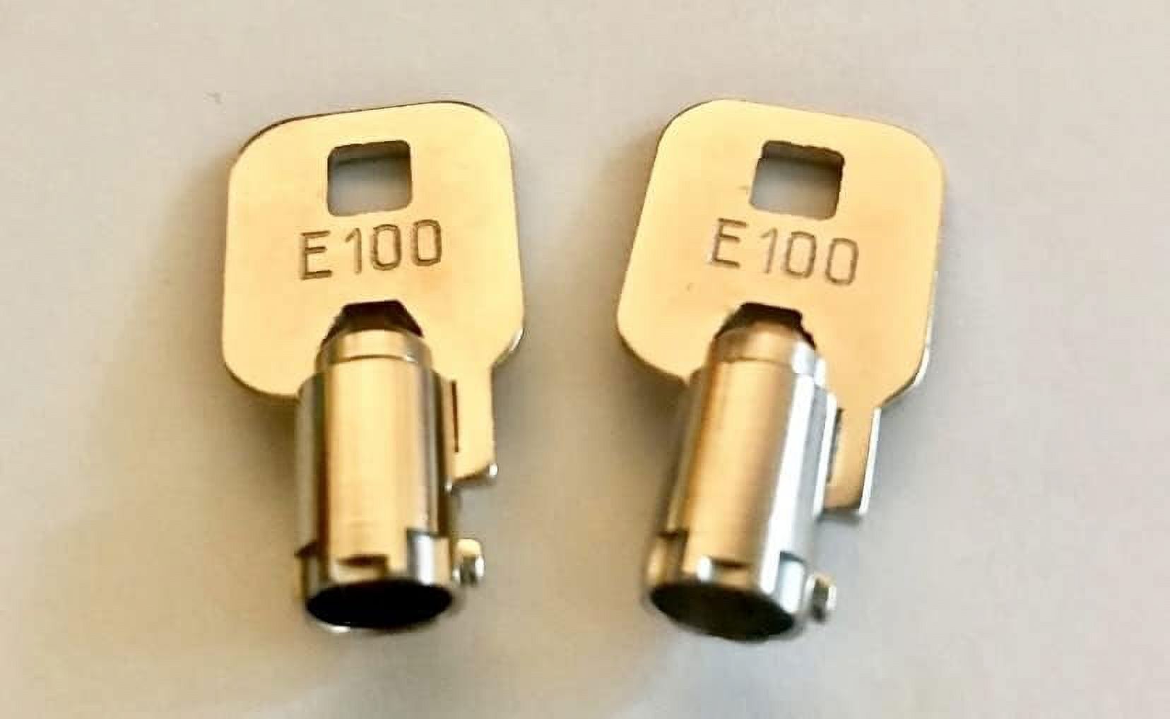 Master Tubular Tool Box E100 Bottom & Top Lock Toolbox Lock Key, E100