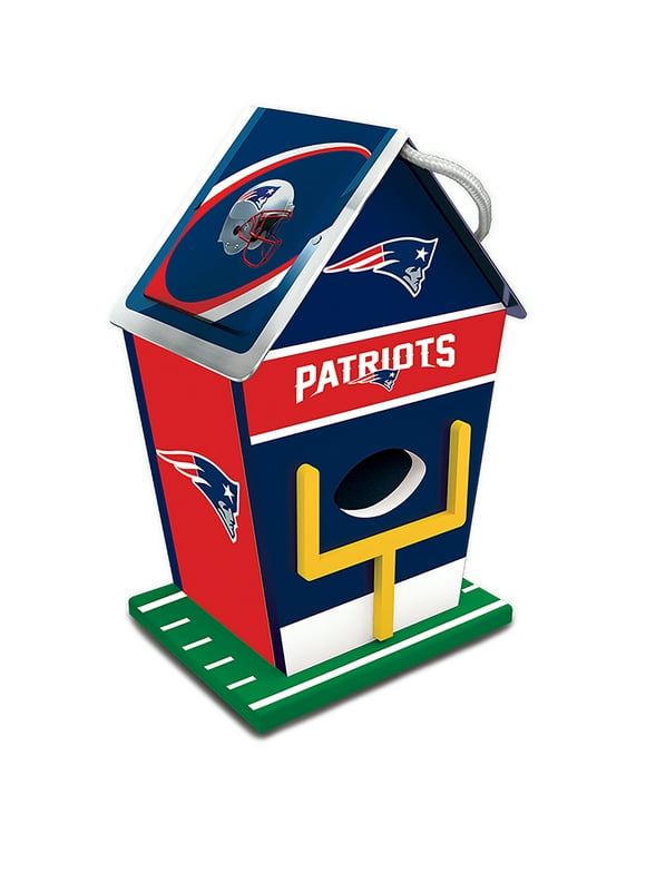 MasterPieces Officially Licensed NFL New England Patriots outdoor wood birdhouse!