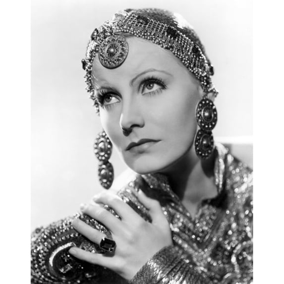 Mata Hari Photo Print (16 x 20)