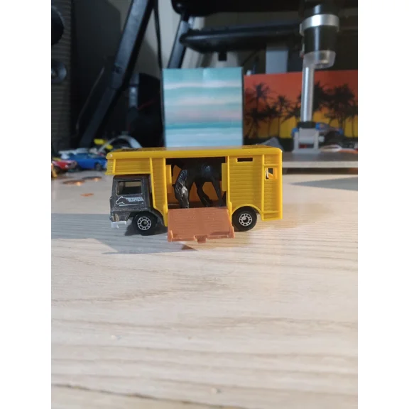 Matchbox 2000 '77 Horse Box Truck