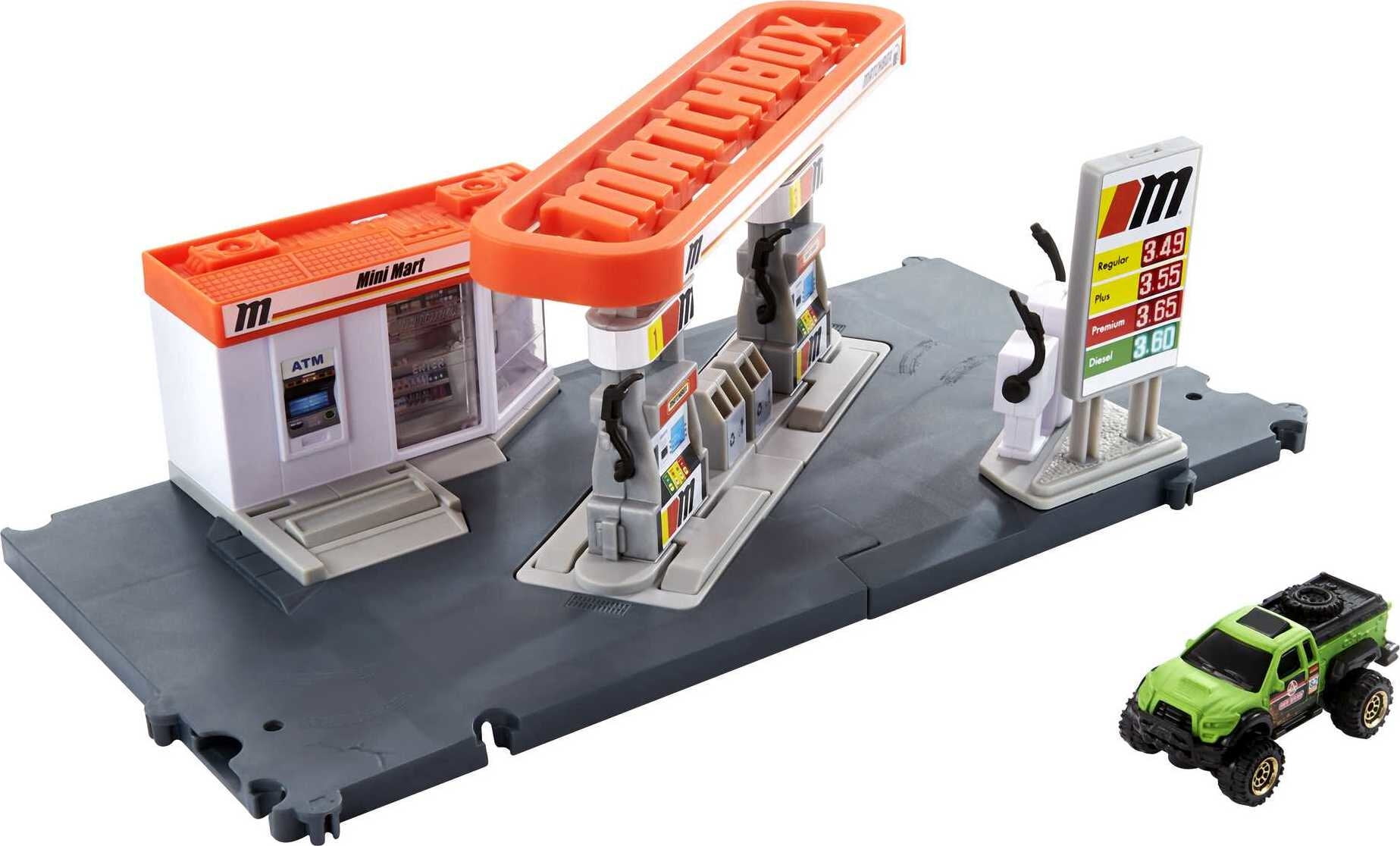 Matchbox Action Drivers Fuel Station Playset with 1:64 Scale Toy Car &  Moving Features 