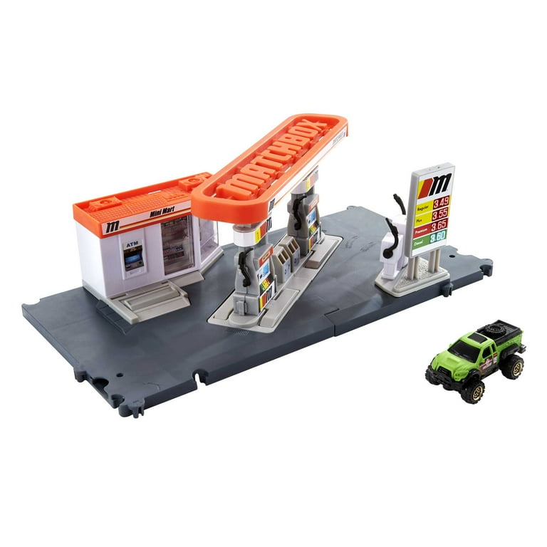 Matchbox Fuel Station Playset with 1:64 Scale Toy Car & Moving