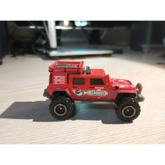 Matchbox Jeep Wrangler Super Lift 2011 Taiwan 1:62 Die Cast