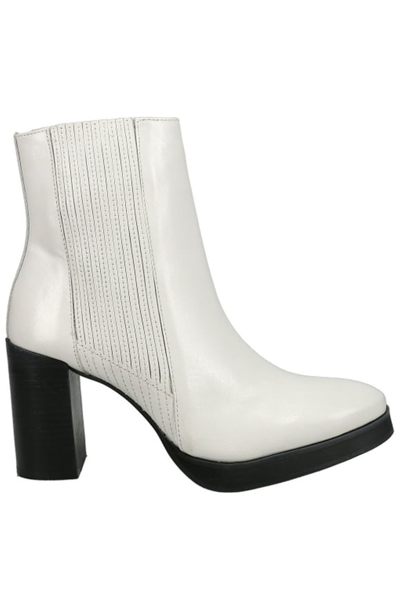 Matisse Womens Ava Round Toe Chelsea  Ankle Boots