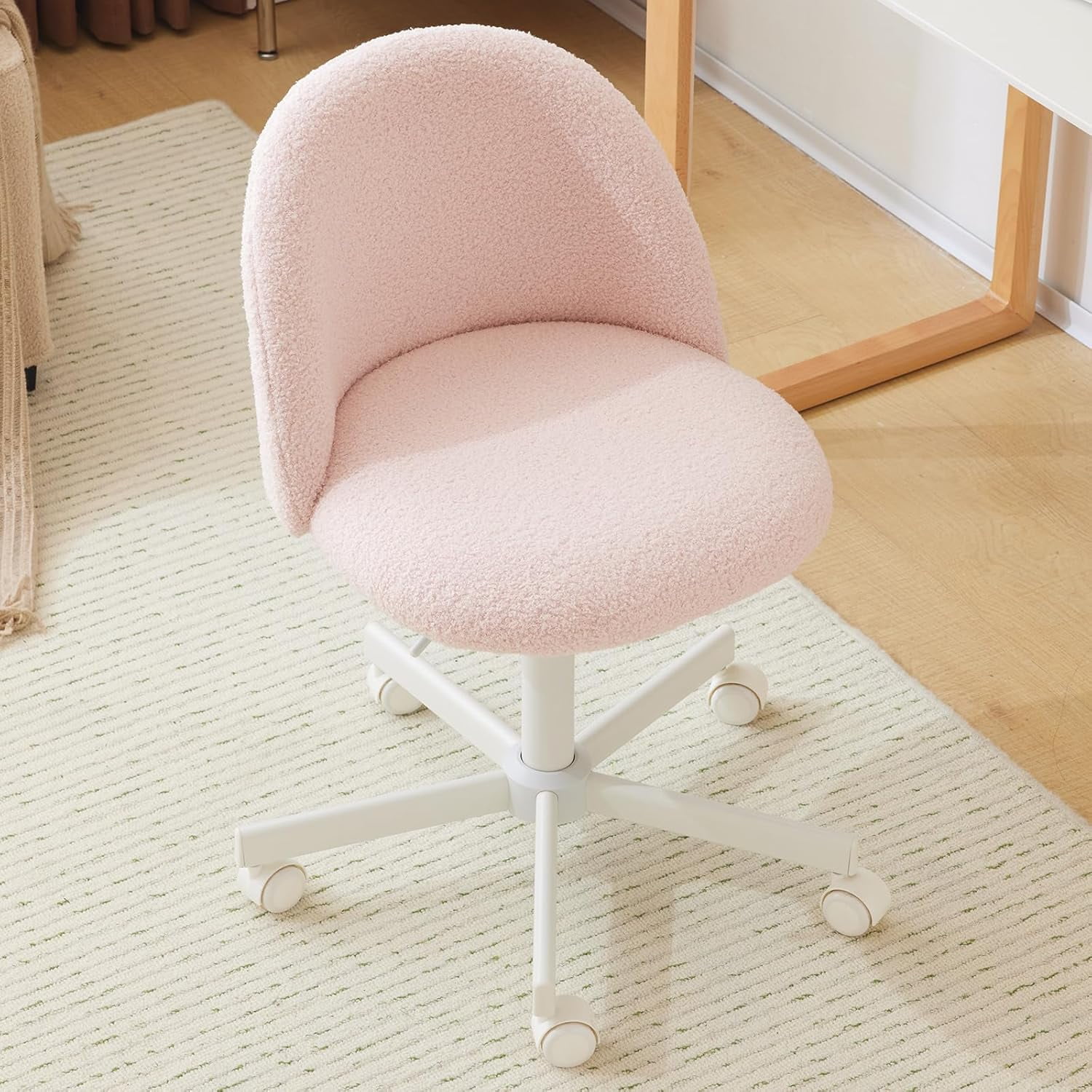 Matladin Modern Vanity Chair with Back, Silent Wheels, Velvet Desk Chair for Girls, Small Office Chair, Stylish and Comfortable