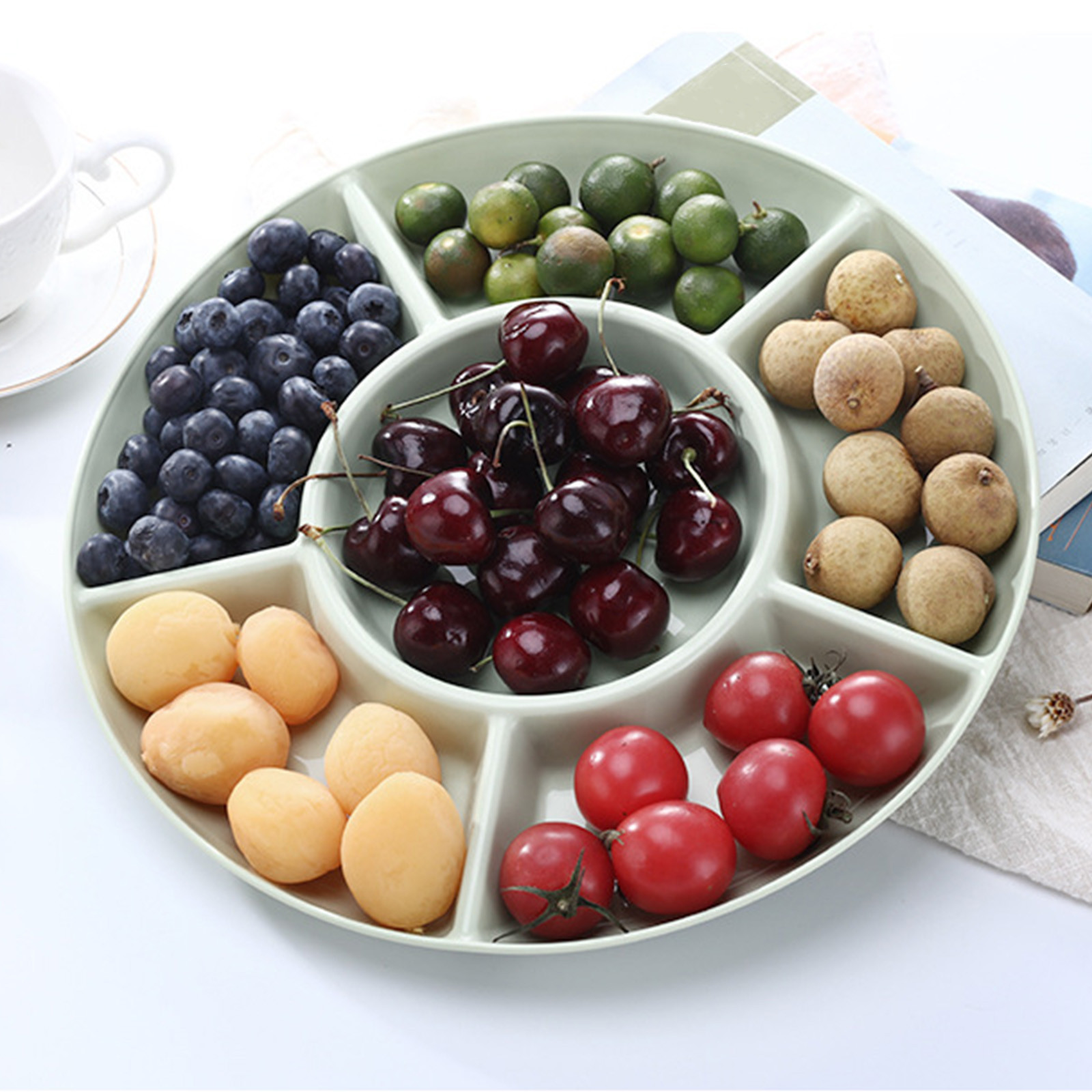 Matoen Divided Serving Dish, Appetizer Snack Tray Platter for Fruit, Veggies, Candy, Chip and Dip, Relish Tray for Christmas Thanksgiving Party, 5 Compartment, Green - image 1 of 6