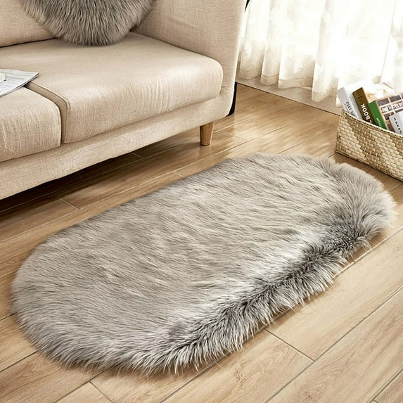 Matoen Fluffy Bedroom Rug 20"x31.5", Shaggy Area Rug for Bedroom Bedside, Soft Oval Throw Rugs Carpet for Living Room Kids Girls Home Decor