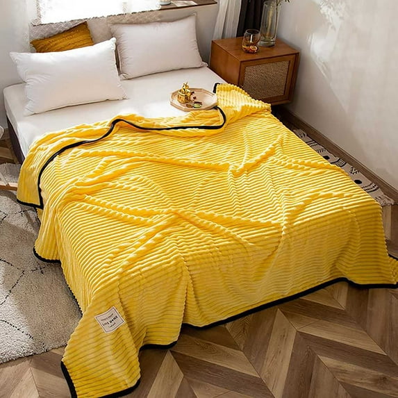 Matoen Velvet Blanket Super Soft Cozy Throw Blanket 39.4"x59", Lightweight Fuzzy Comfy Textured Flannel Blanket Warm Plush Throw Blankets for Couch, Sofa, Bed, Yellow