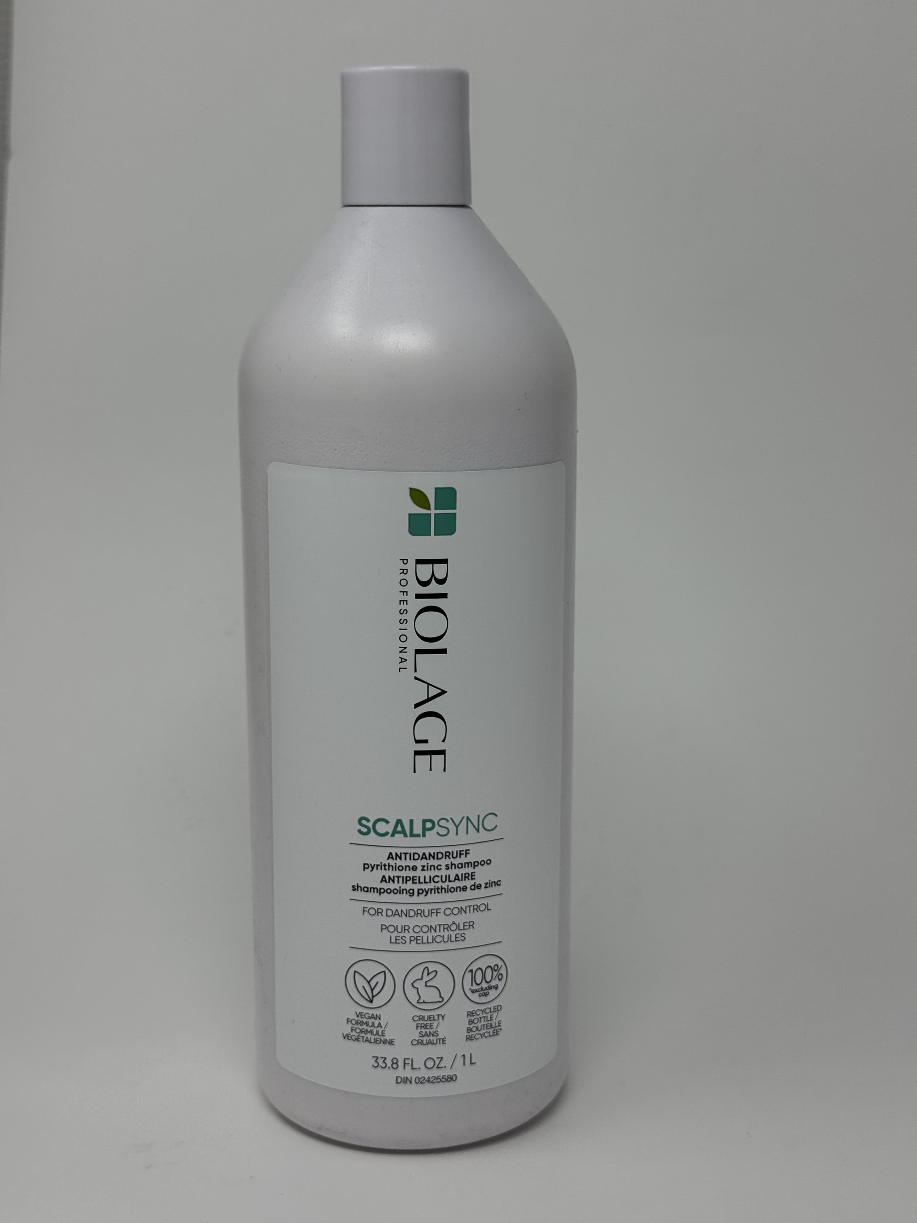 Matrix Scalpsync Anti-Dandruff Shampoo New Pack 33.8 oz
