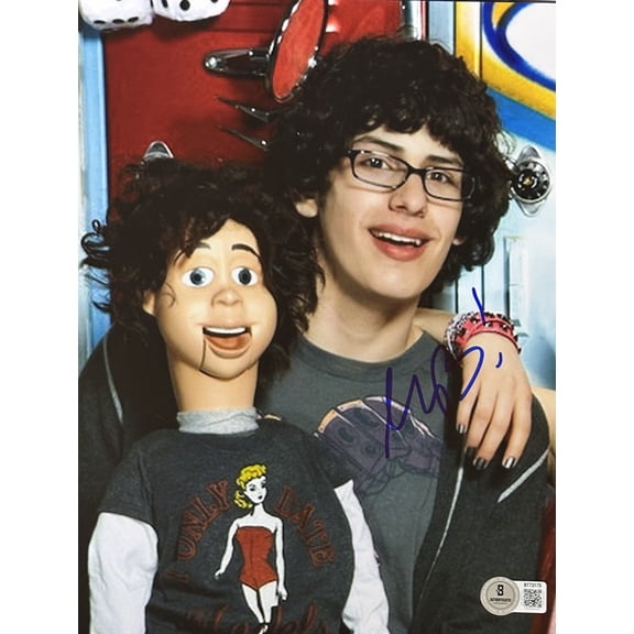 Matt Bennett Signed Autograph 8x10 Beckett Victorious Actor DJ 1