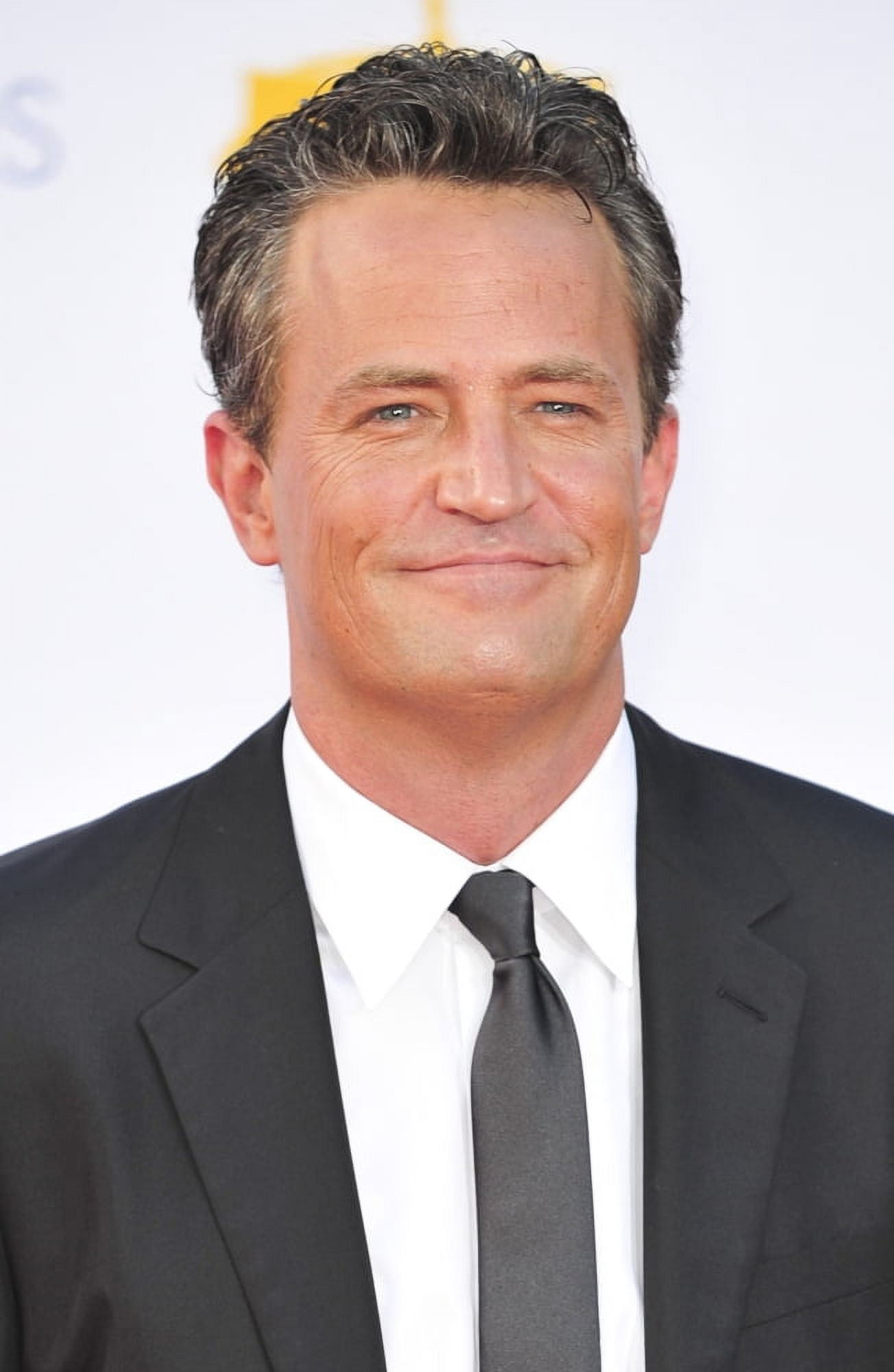 Matthew Perry At Arrivals For The 64Th Primetime Emmy Awards - Arrivals Part 2 Canvas Art - (16 x 20)
