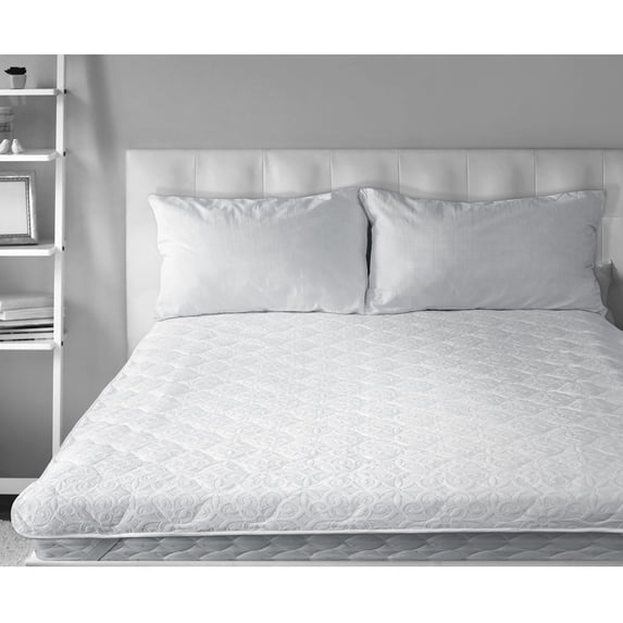 Safdie & Co. Quilted King Mattress Protector with Elastic Corners in White