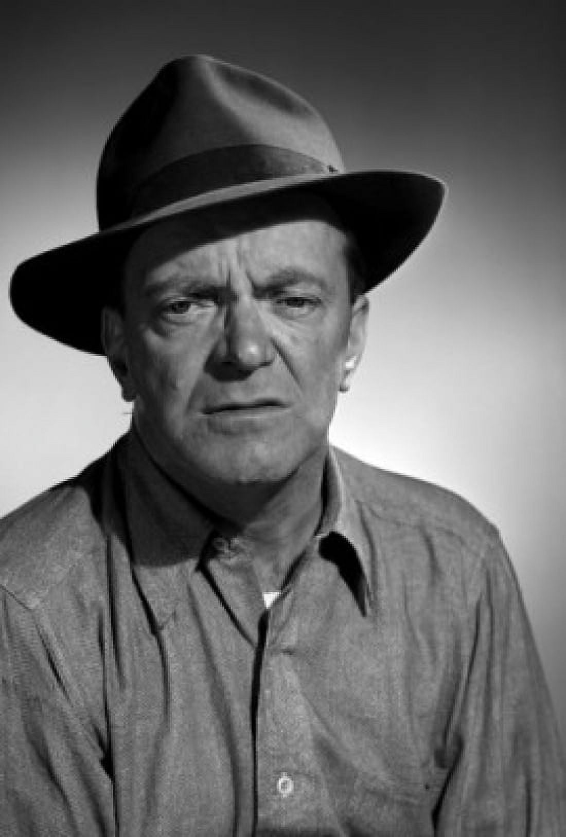 Mature man in hat portrait Canvas Art - (24 x 36)