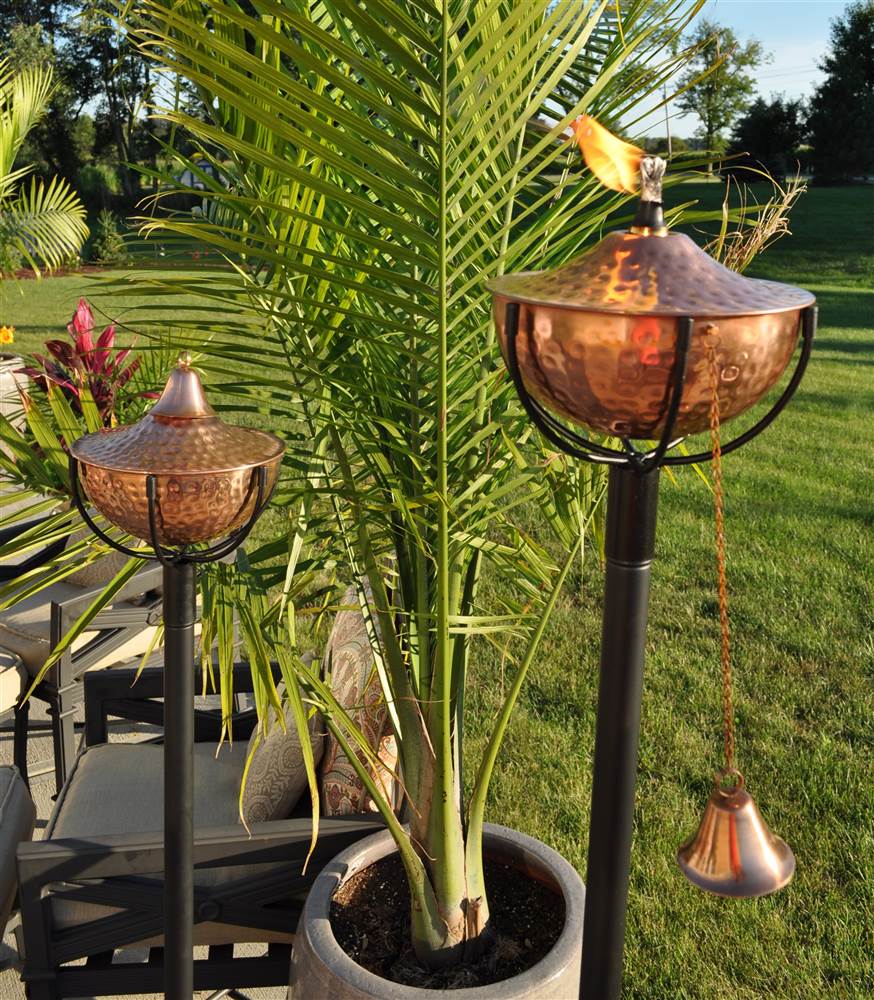 Maui Grande Garden Torch in Hammered Copper Set of 2