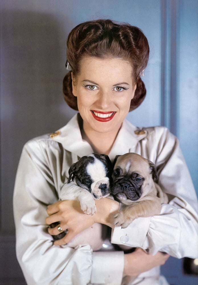 Maureen OHara Canvas Art - (16 x 20)