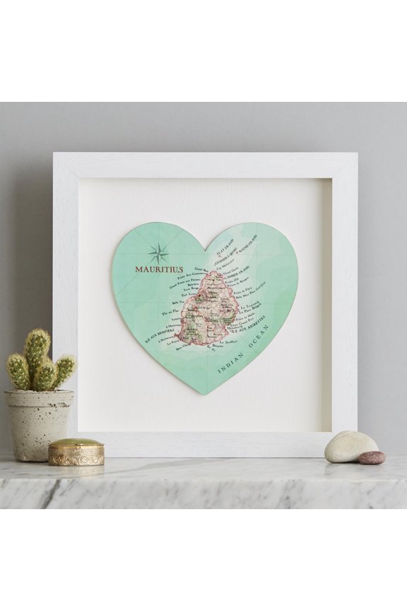 Mauritius map heart print