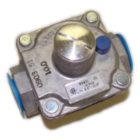 Maxitrol 670 Natural Gas Regulator, 1/2-Inch