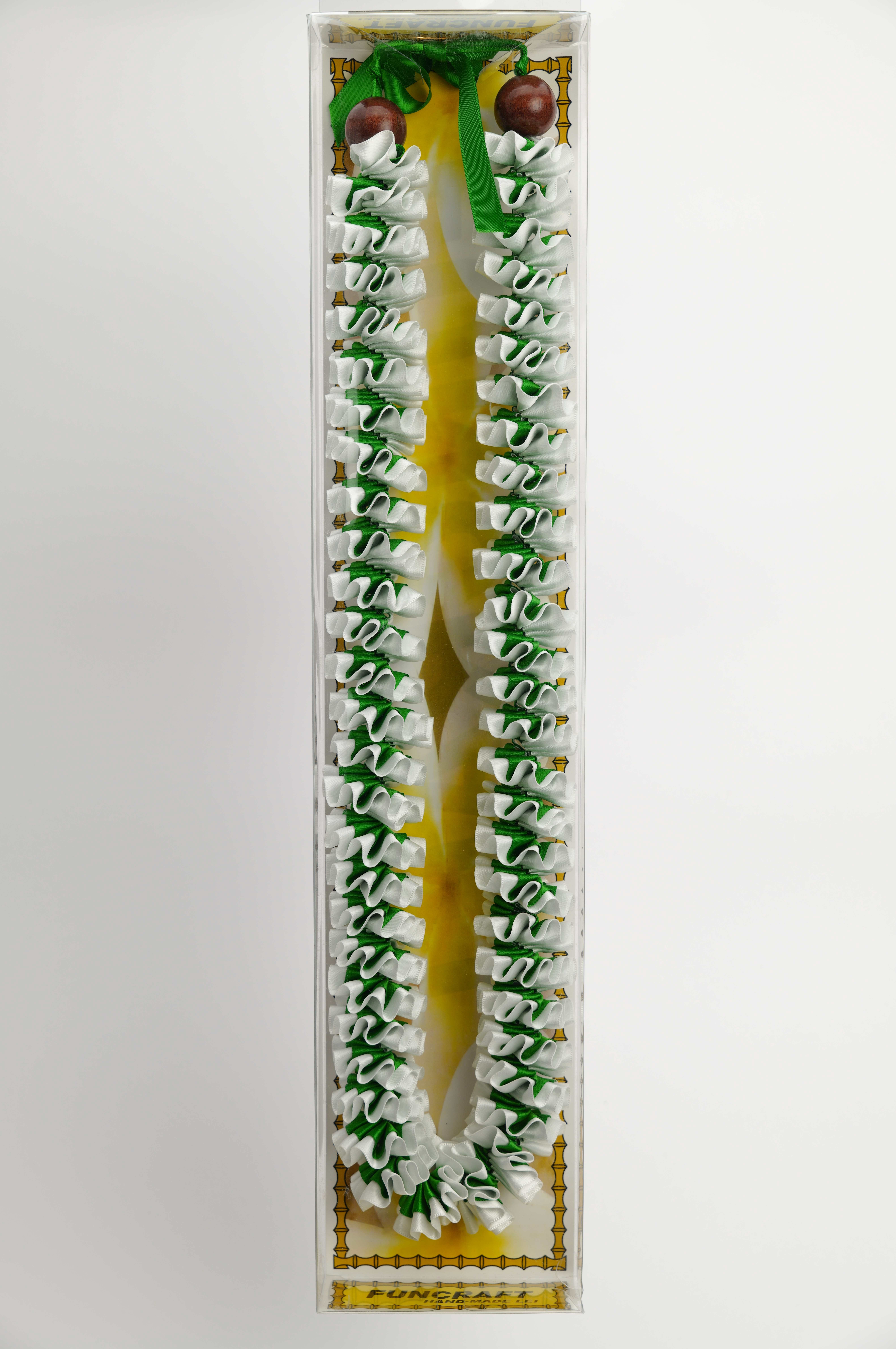 Maxport Corporation Ribbon Lei Emerald/white