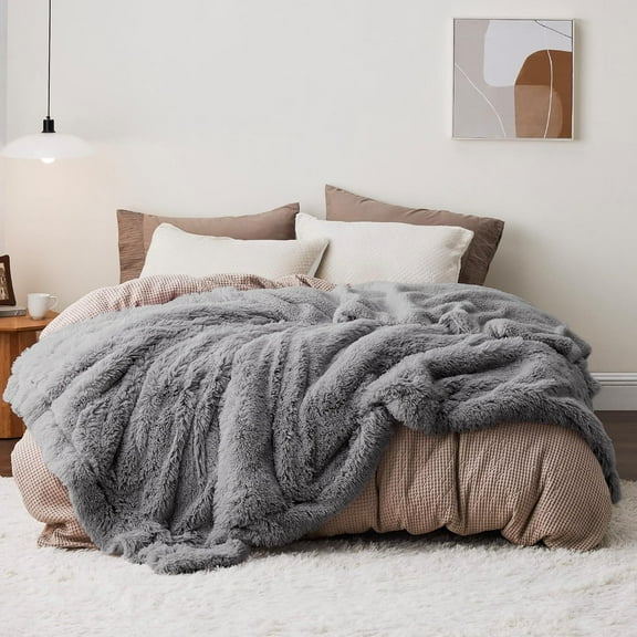 MaxxMarket GentleSoft Fluffy Grey King Size Blanket for Bed, Thick Soft Sherpa Faux Fur Fleece Bedding Fuzzy Plush Winter Warm Heavy Big Large King Blanket, Cozy Grey Gifts for Men Women, 108x90