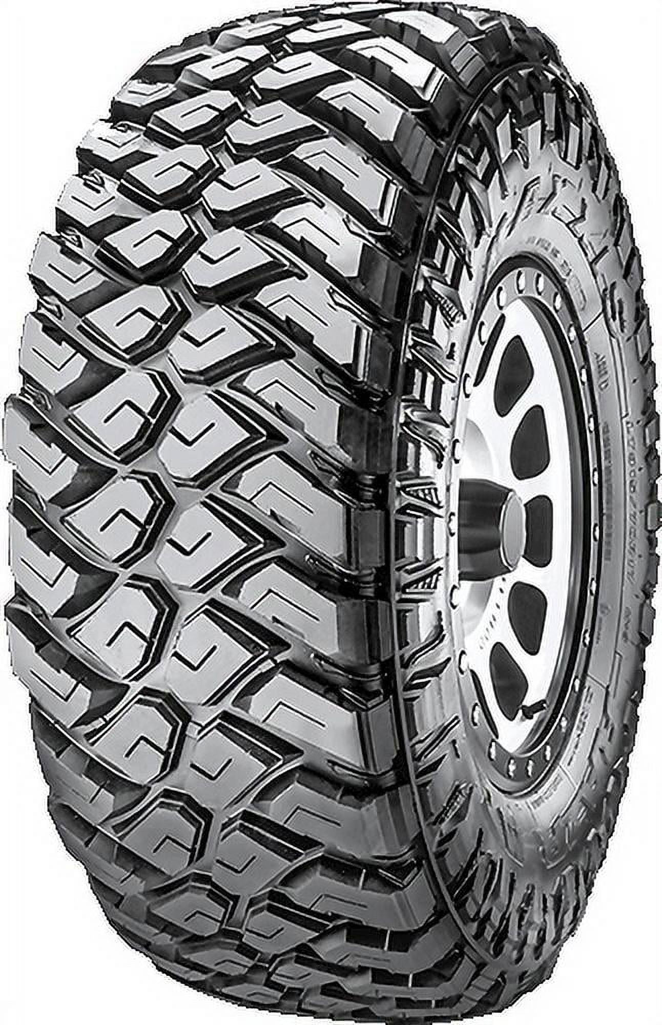 Maxxis Razr MT-772 Mud Terrain LT37X13.50R22 123Q E Light Truck Tire
