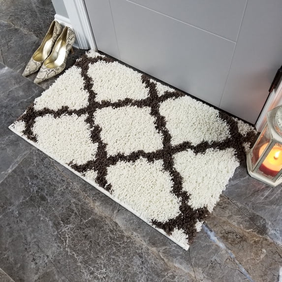 Maxy Home Bella Trellis Ivory 1 ft. 8 in. x 2 ft. 7 in. Shag Door Mat